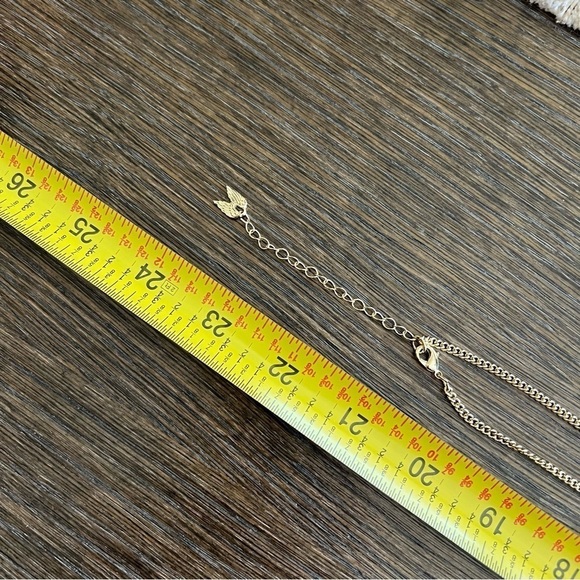 Victoria’s Secret Scandalous Lock & Key Necklace, gold tone, like new, 20” - Picture 9 of 13